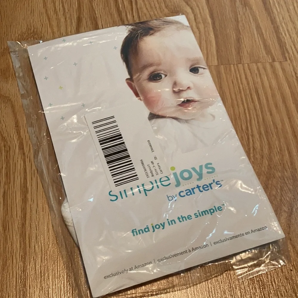NWT Carter's Bodysuit‎ 3-6 months